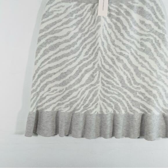 NWT Anthropologie Dolan White Gray Zebra Sweater Knit Ruffle Skirt XS New - Picture 5 of 15